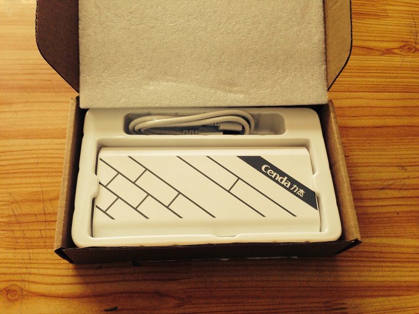 Bán 5 cục sạc dự phòng cenda u5 10,000 mah  chất lượng tốt nhất.