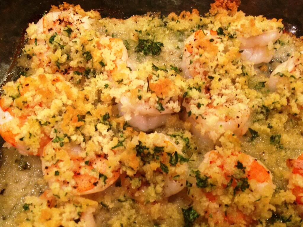 Garlicky Baked Shrimp http://lexslifeasanewwife.blogspot.com/2013/01/garlicky-baked-shrimp.html