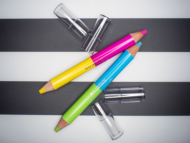 photo shu-uemura-haute-street-04-dual-ended-eye-color-pencil.jpg