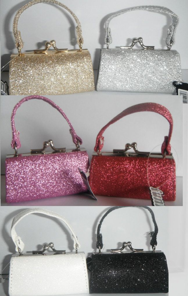 http://i1246.photobucket.com/albums/gg612/cjgrundy1/Glitterbag.jpg