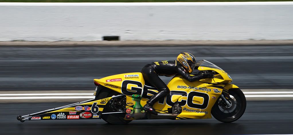 IMAGE: http://i1246.photobucket.com/albums/gg618/DaveHansen/NHRA%20Houston%202012/IMG_0792.jpg