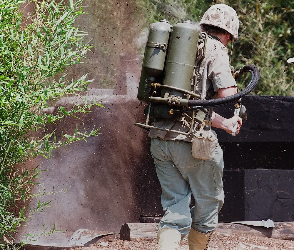 IMAGE: http://i1246.photobucket.com/albums/gg618/DaveHansen/WWII%20Reenactment/IMG_1318.jpg