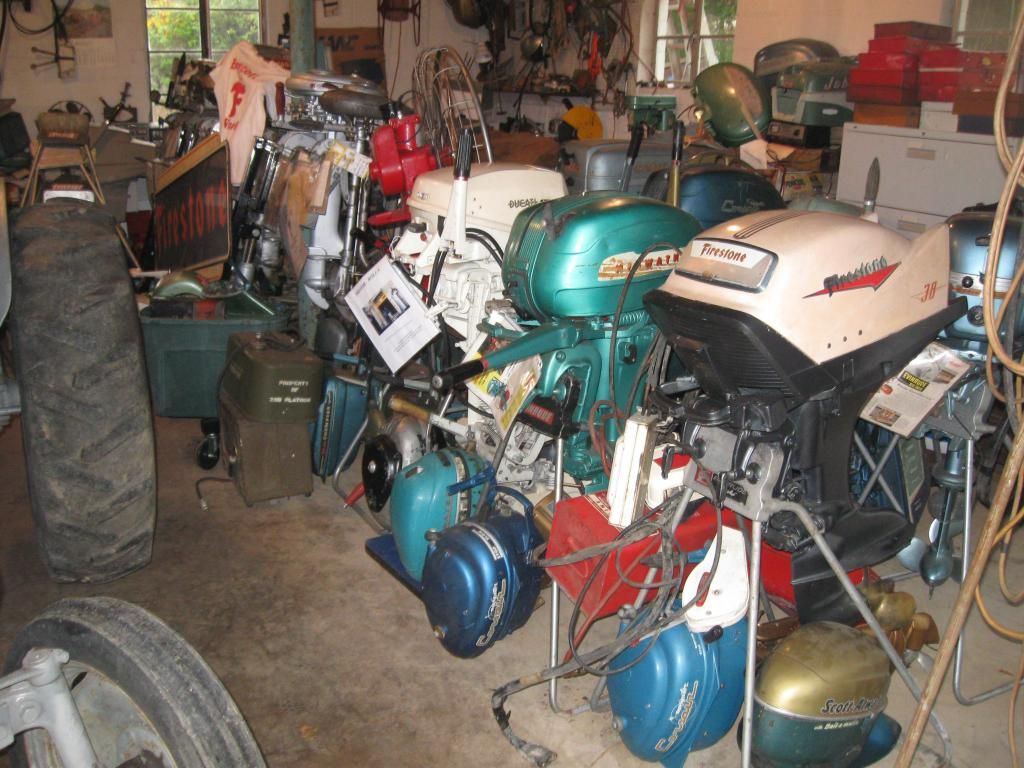oldOUTBOARDSLOWERINGARAGE002_zps599aa011.jpg