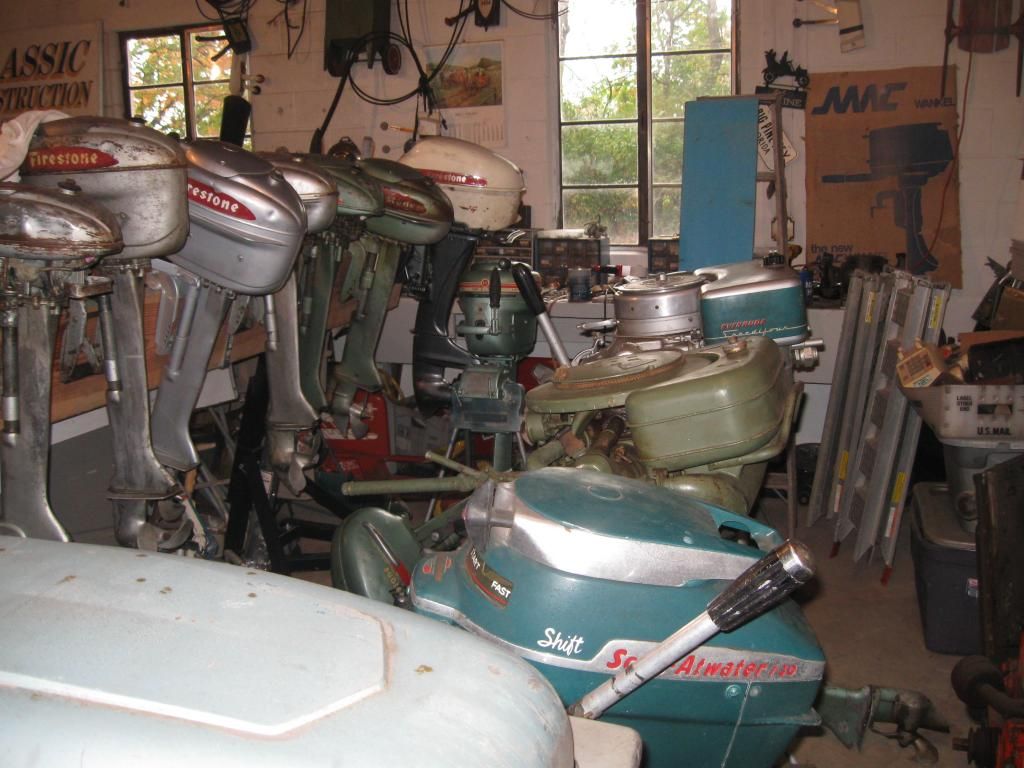 oldOUTBOARDSLOWERINGARAGE007_zps289b8405.jpg